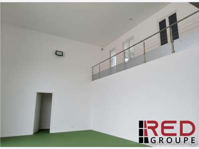 A louer site independant commerce stockage bureaux