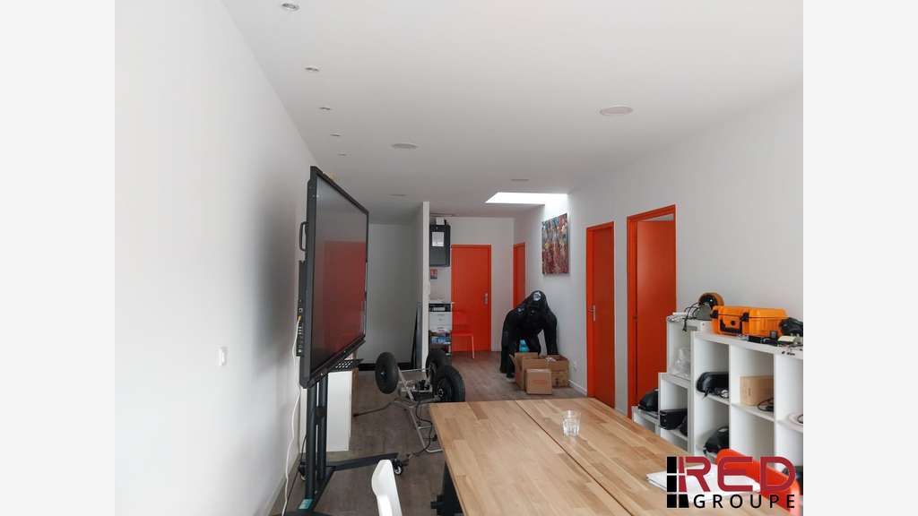 SITE INDEPENDANT COMMERCE STOCKAGE BUREAUX