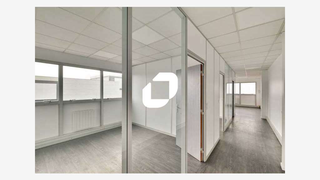 A louer Local d'activité 764m² Elancourt