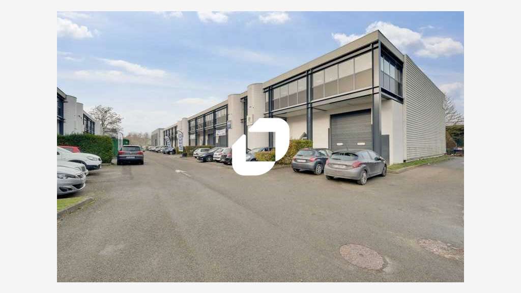 A louer Local d'activité 764m² Elancourt