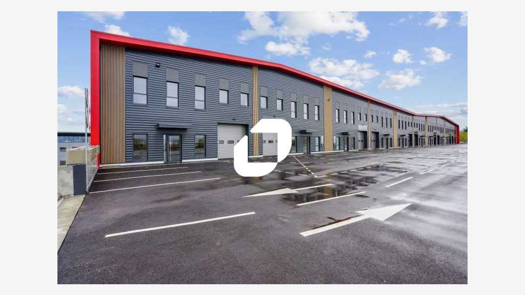 A louer Local d'activité 1077m² Elancourt