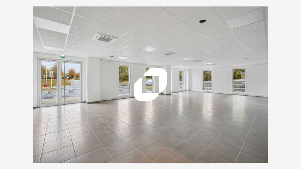 A louer Local d'activité 542m² Elancourt