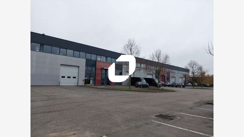 A louer Local d'activité 534m² Elancourt