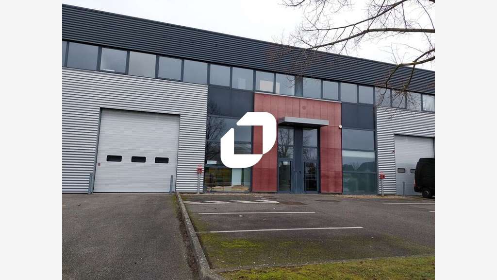 A louer Local d'activité 534m² Elancourt