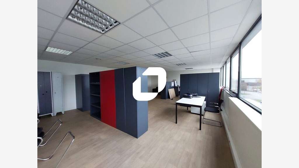 A louer Local d'activité 534m² Elancourt