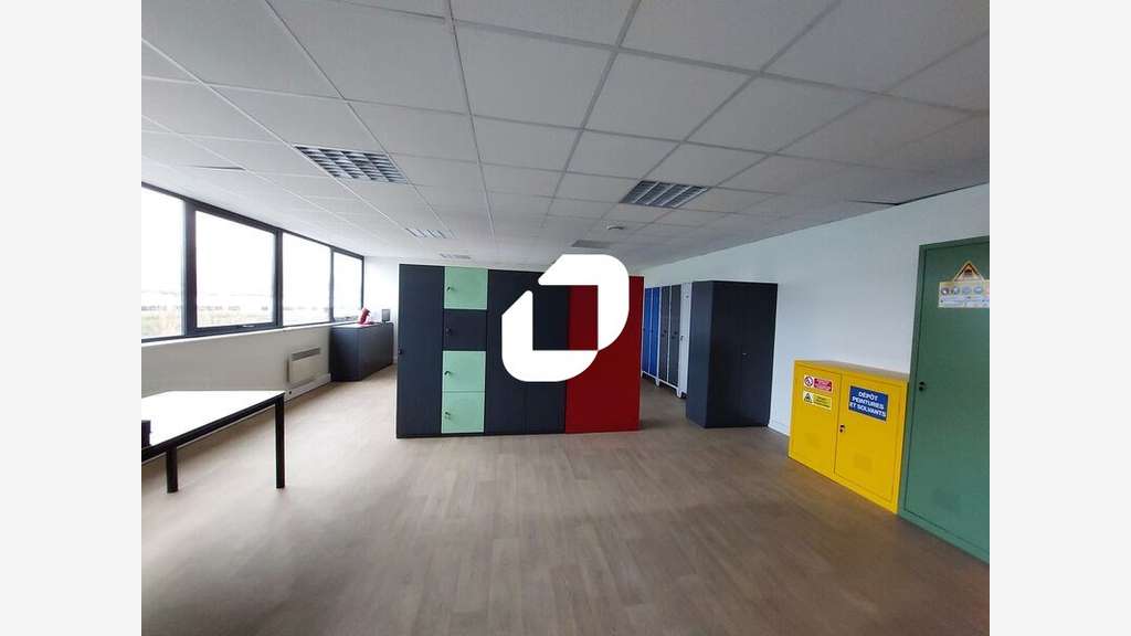 A louer Local d'activité 534m² Elancourt