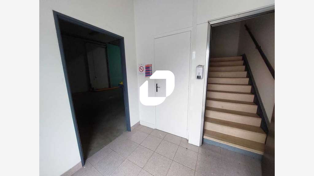 A louer Local d'activité 214m² Elancourt