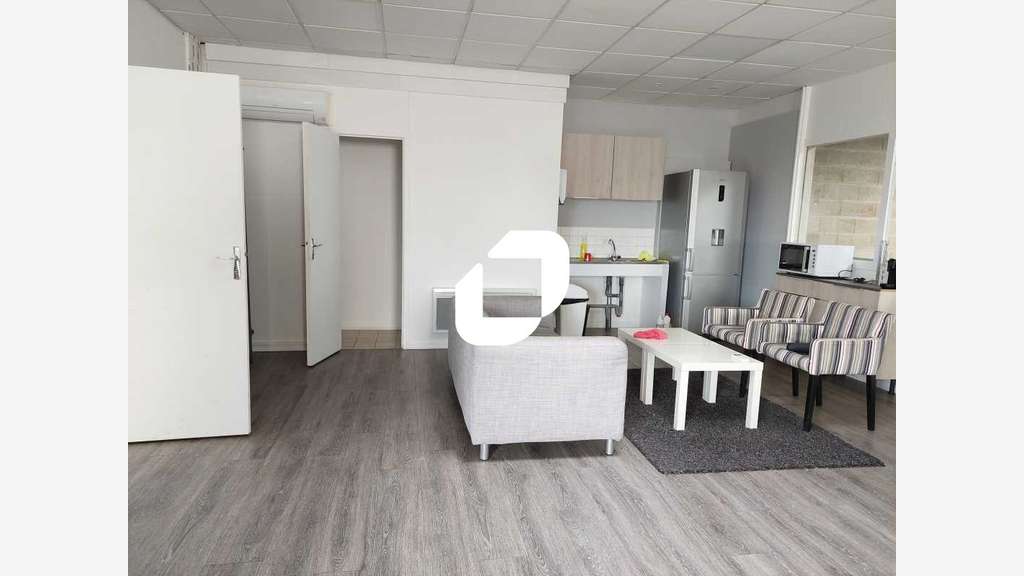 A louer Local d'activité 320m² Elancourt