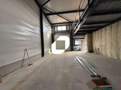 Location Locaux d'activités - Entrepôts à Ennery