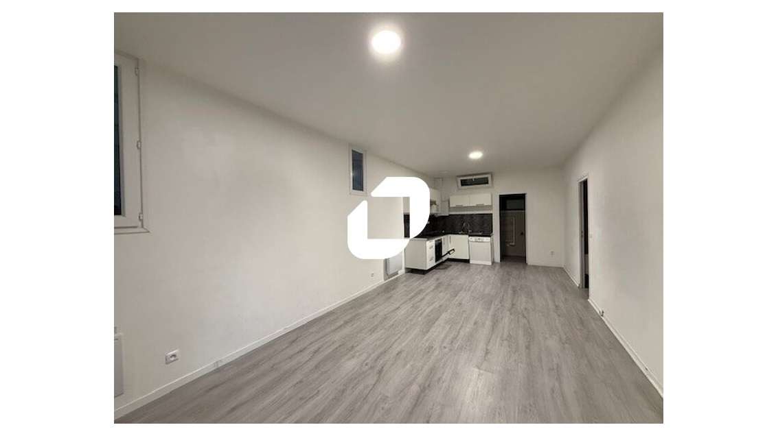 A louer Local d'activité 340m² Ennery