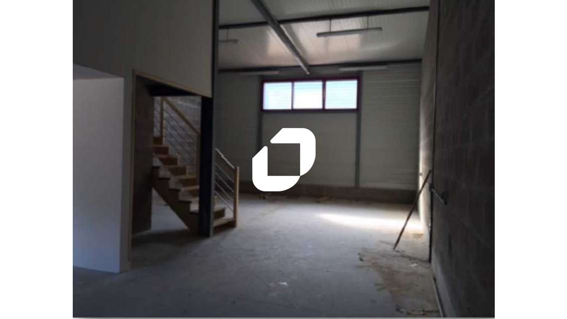 A louer Local d'activité 125m² Ennery