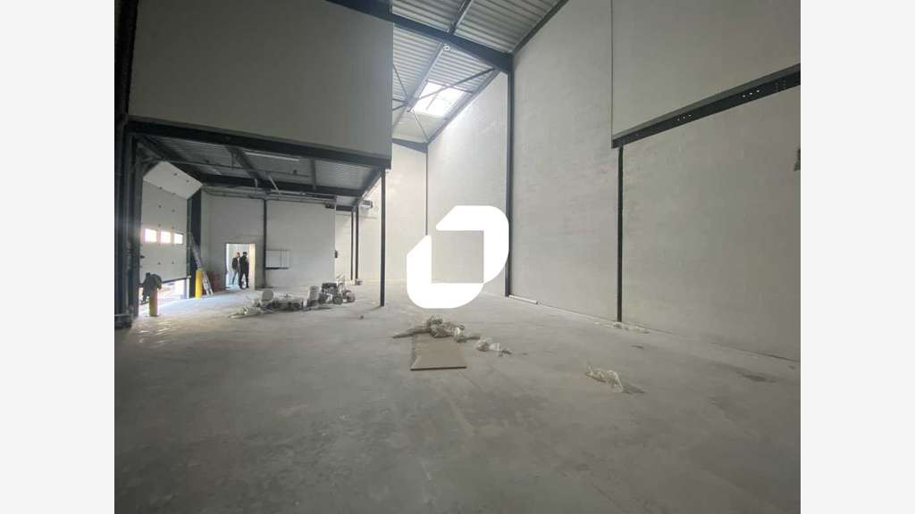 A louer Local d'activité 233m² Pontoise