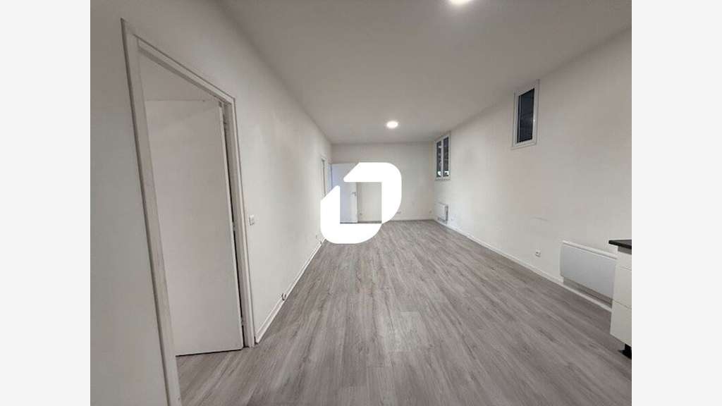 A louer Local d'activité 340m² Ennery