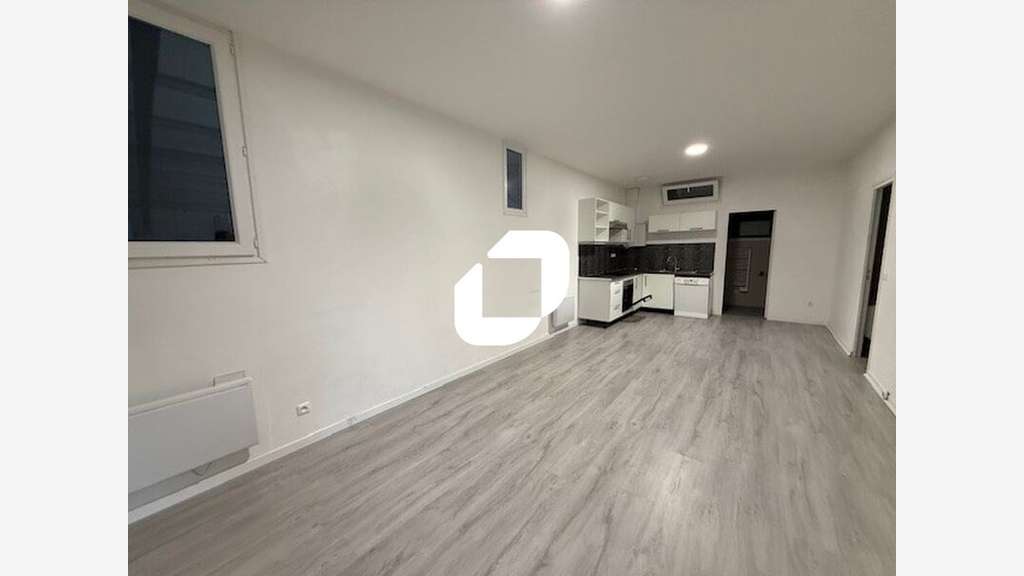 A louer Local d'activité 340m² Ennery