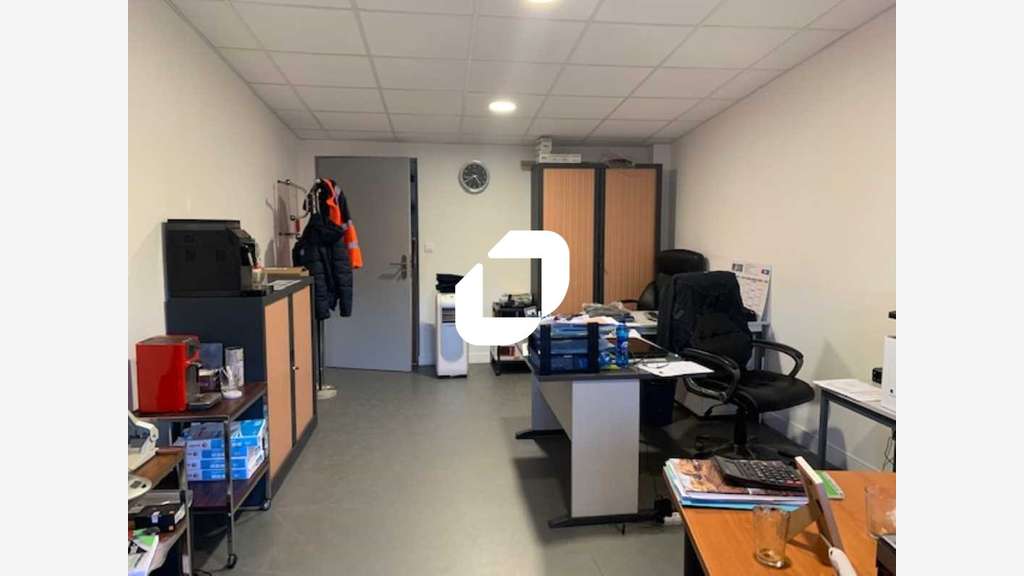A louer Local d'activité 125m² Ennery