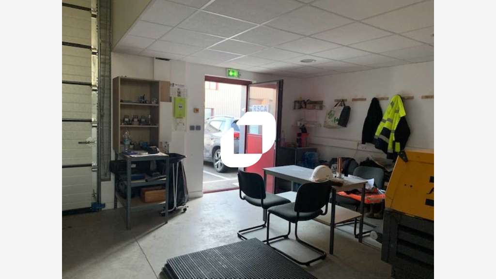 A louer Local d'activité 125m² Ennery