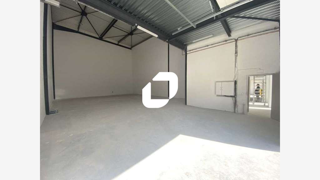 A louer Local d'activité 233m² Pontoise