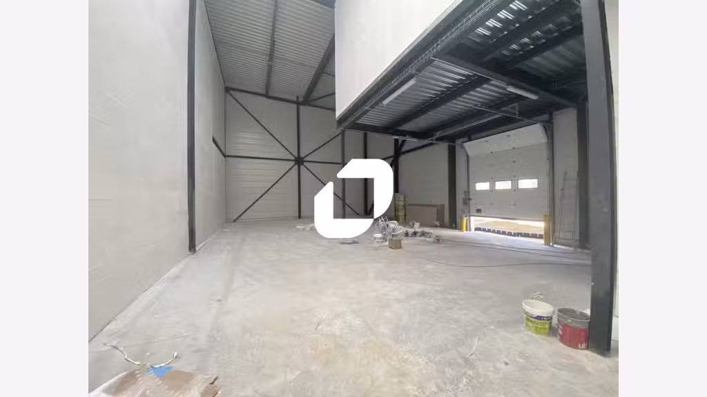 A louer Local d'activité 233m² Pontoise