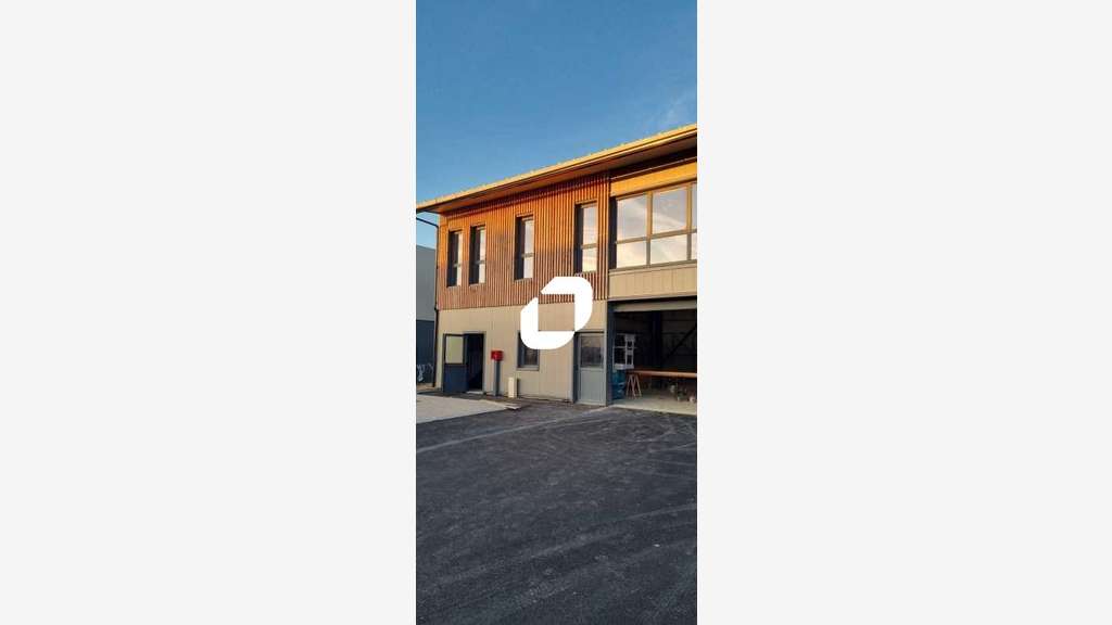 A louer Local d'activité 492m² Ennery