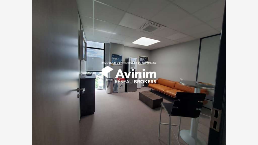 Local d'activité 1 548m² - Epagny