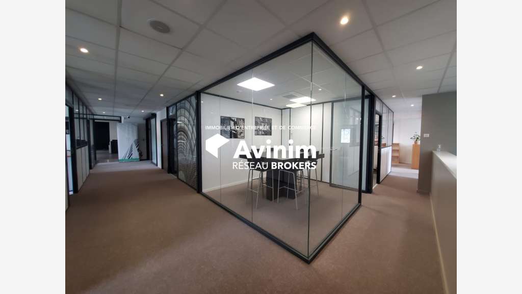 Local d'activité 1 548m² - Epagny