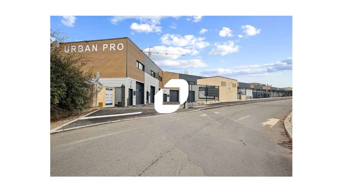 A louer Local d'activité 160m² Epinay sur seine