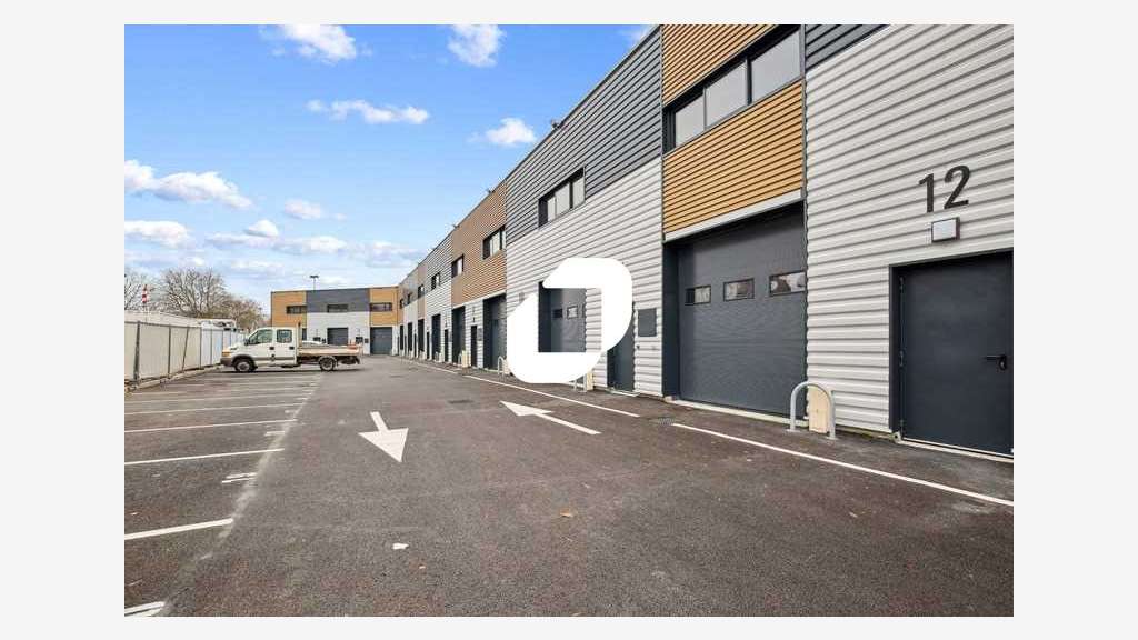 A louer Local d'activité 160m² Epinay sur seine