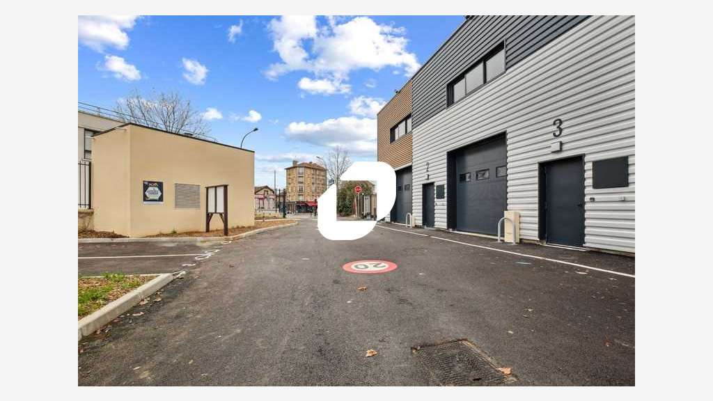 A louer Local d'activité 115m² Epinay sur seine