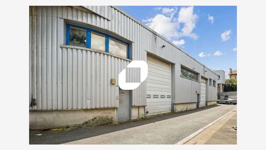 A louer Local d'activité 953m² Epinay sur seine