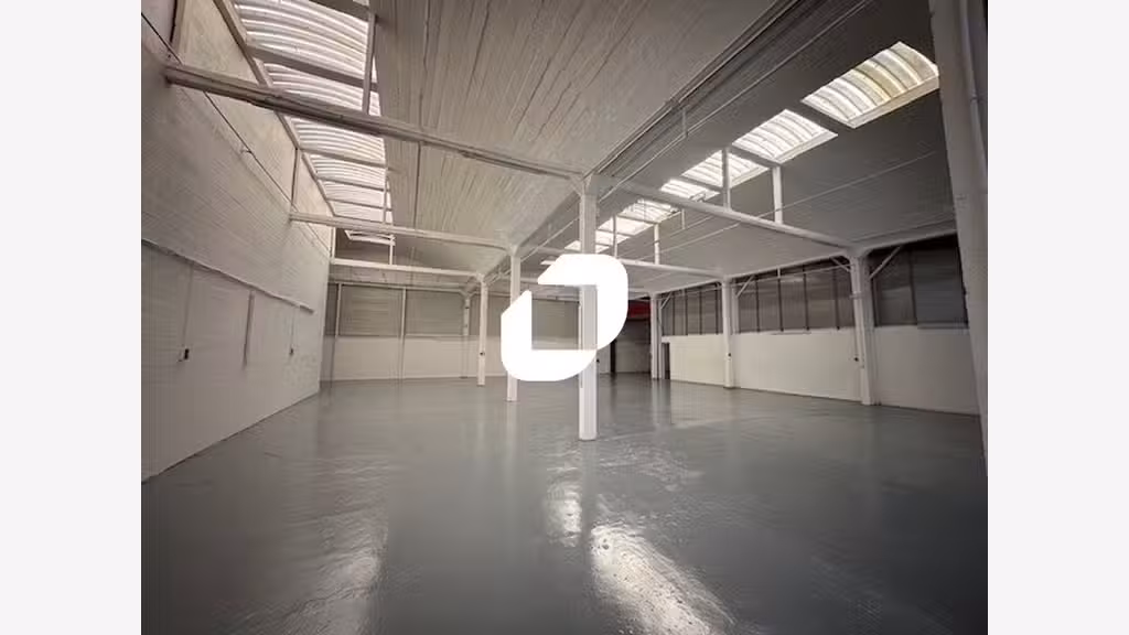 A louer Local d'activité 680m² Epinay sur seine