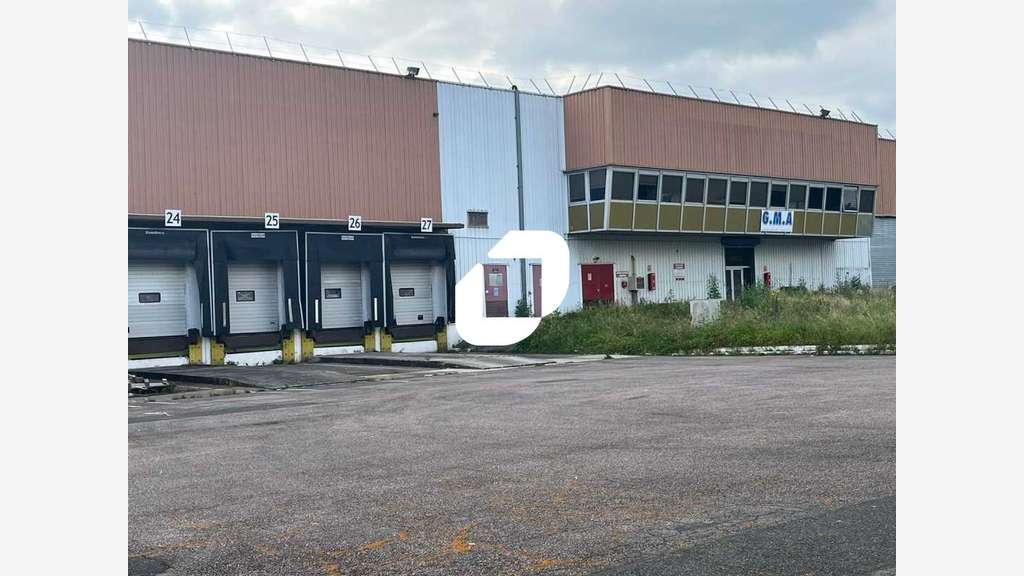 A louer Local d'activité 5975m² Epone