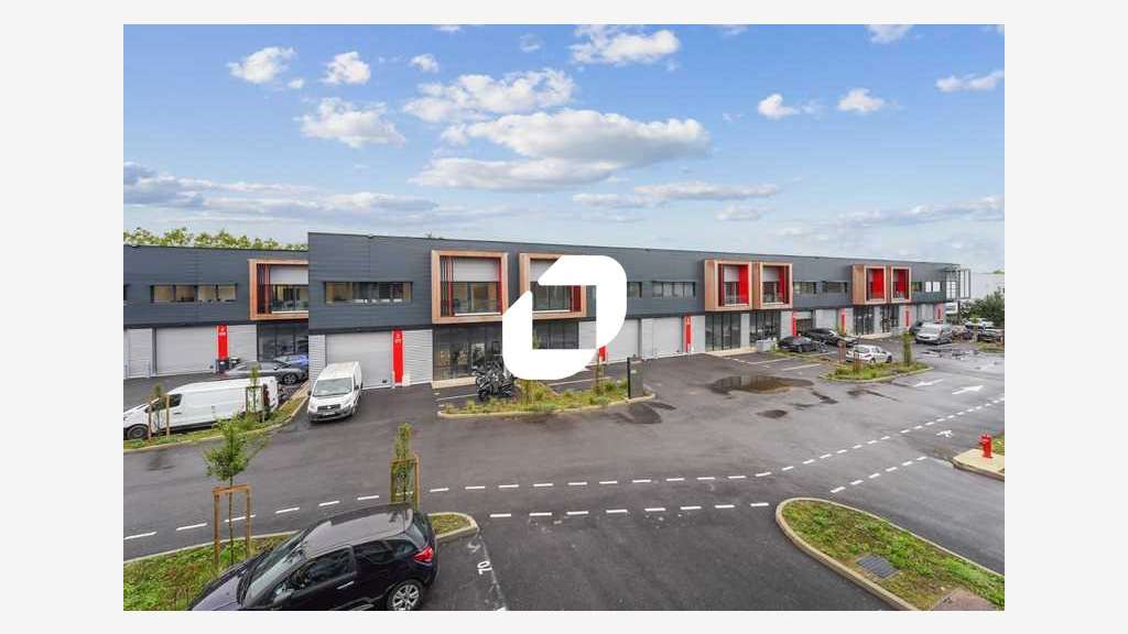 A louer Local d'activité 840m² Eragny