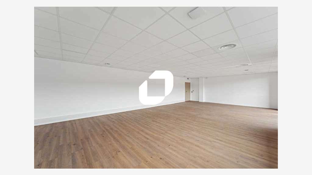A louer Local d'activité 2969m² Eragny