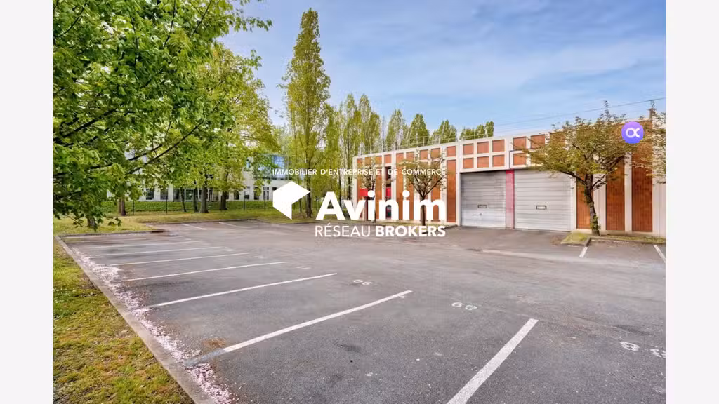 Local d'activité 449m² à louer à Éragny-sur-Oise