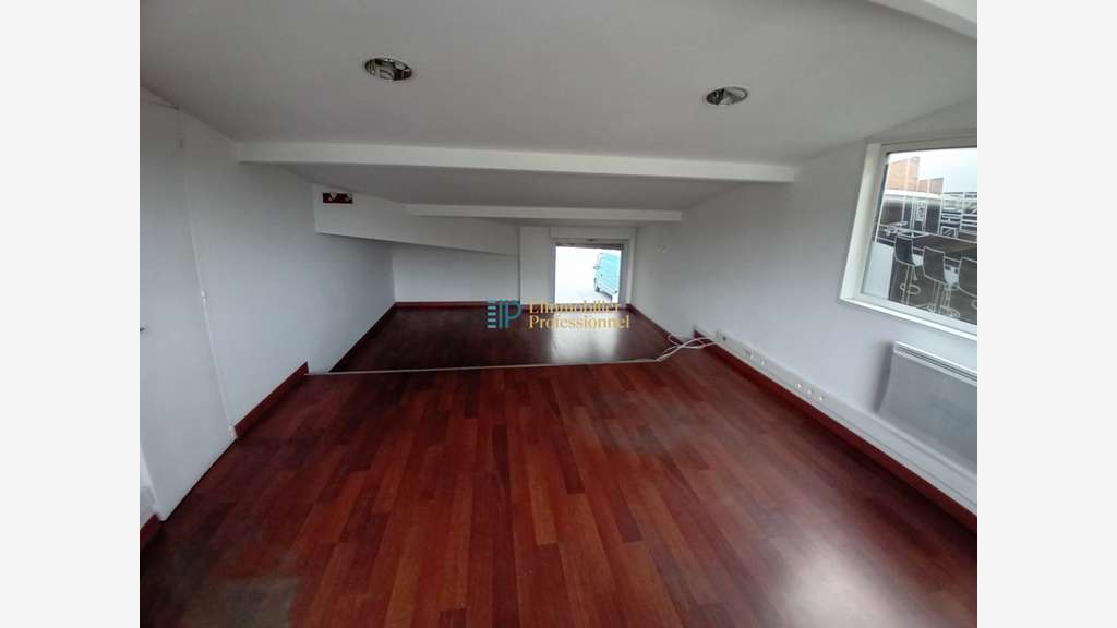 A louer local d'activité 188m² à Ergué-Gabéric