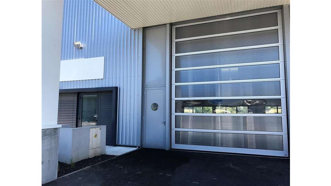 Location local d'activité 294m² à Escalquens