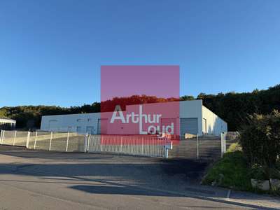 Local d'activité indépendant 1400m² à Estillac 