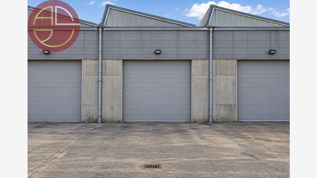 Location local activité 476m² au Nord de Toulouse