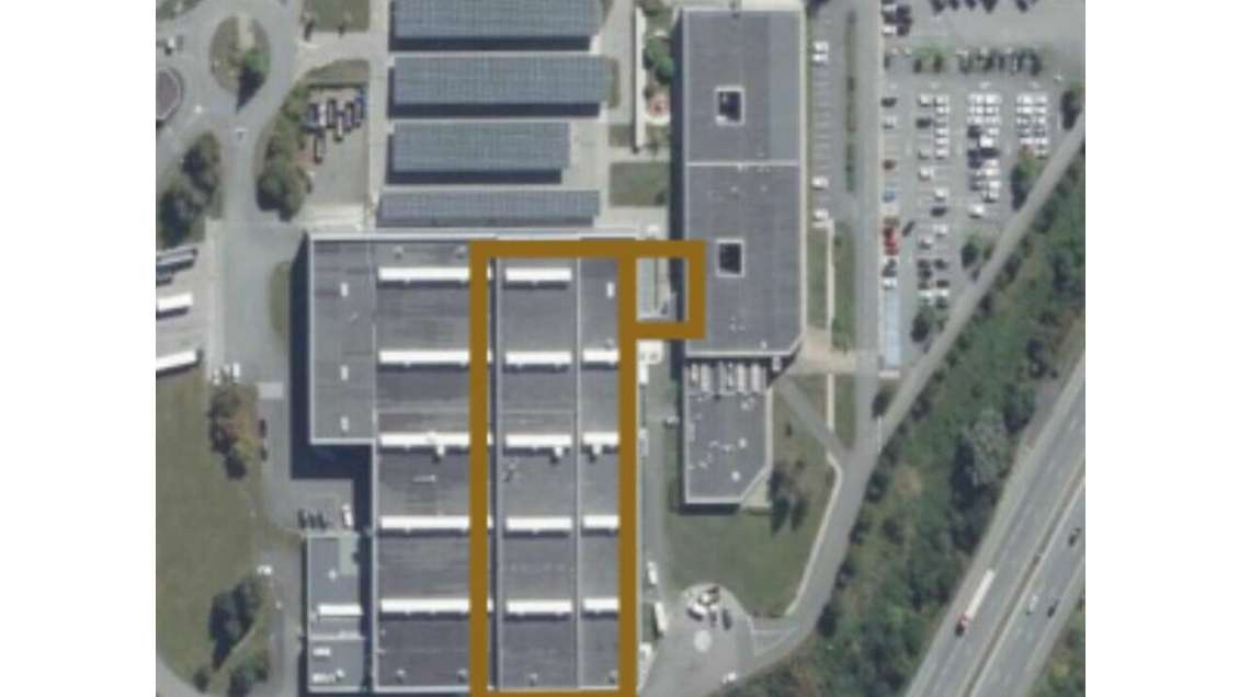 Local d'activités 5050m² à louer à Étupes 