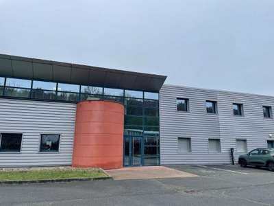 A louer local d'activité 2100m² Étupes empl strat