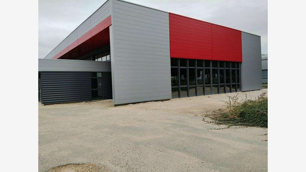 Local d'activités 2 480 m² à louer - Étupes (25)