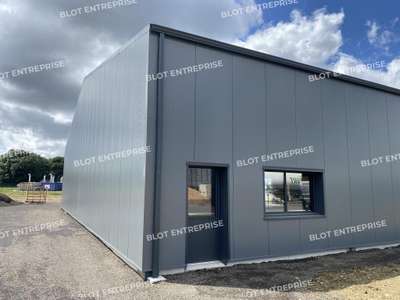 A louer locaux d'activités 125m² ZA d'Évran