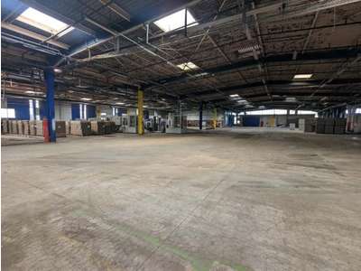 Location Locaux d'activités - Entrepôts à Évreux
