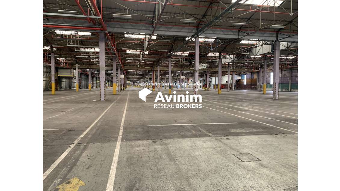 Loue locaux de 74 450m² divisibles à Exincourt