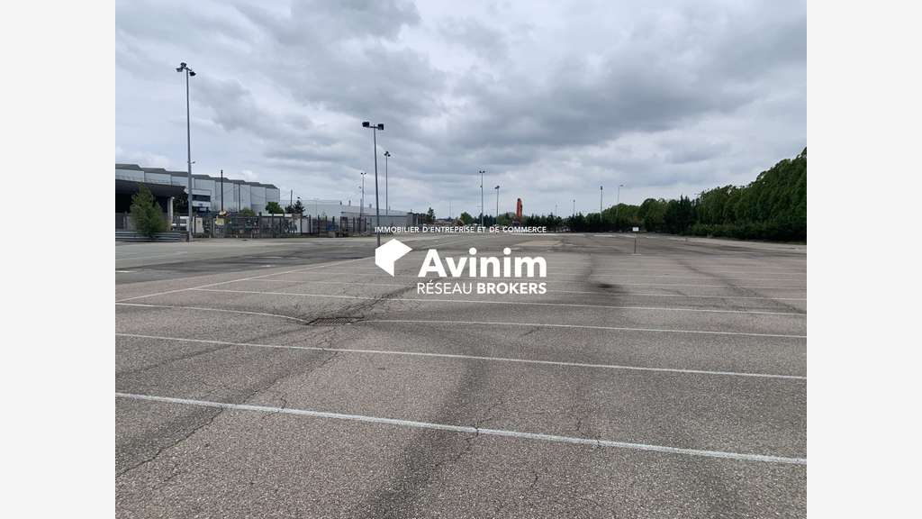 Bâtiment industriel à partir de 5000m² à Sochaux