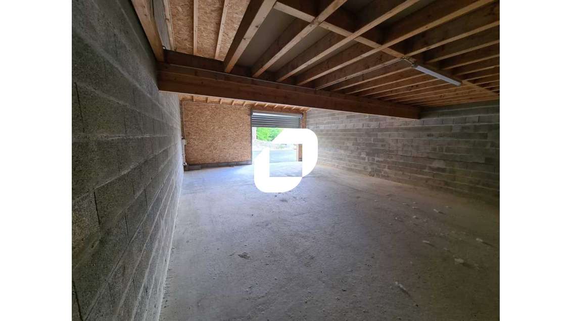 A louer Local d'activité 100m² Eysines