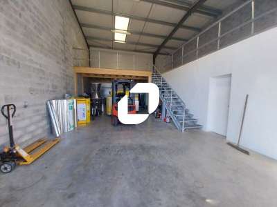 Location Locaux d'activités - Entrepôts à Eysines