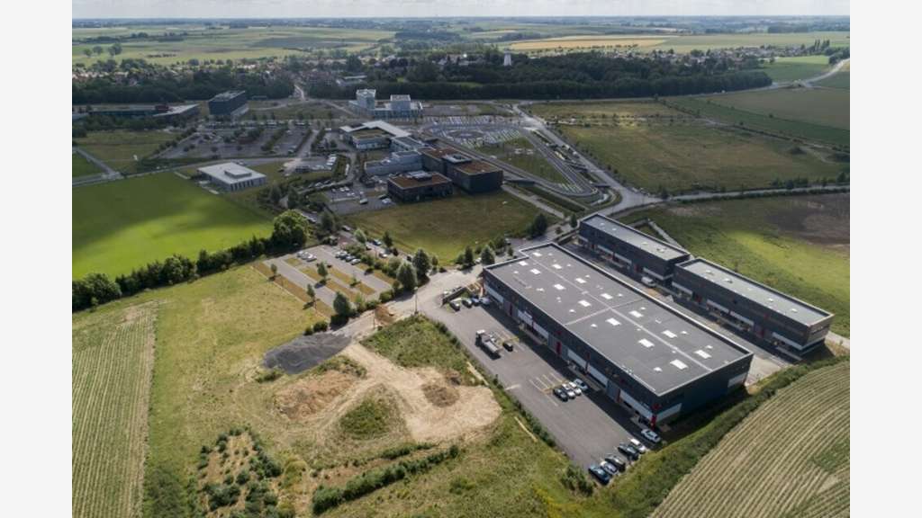 À louer – locaux d'activités non divisibles de 250