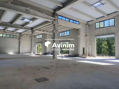 A louer local artisanal 485m² Canton de Fayence