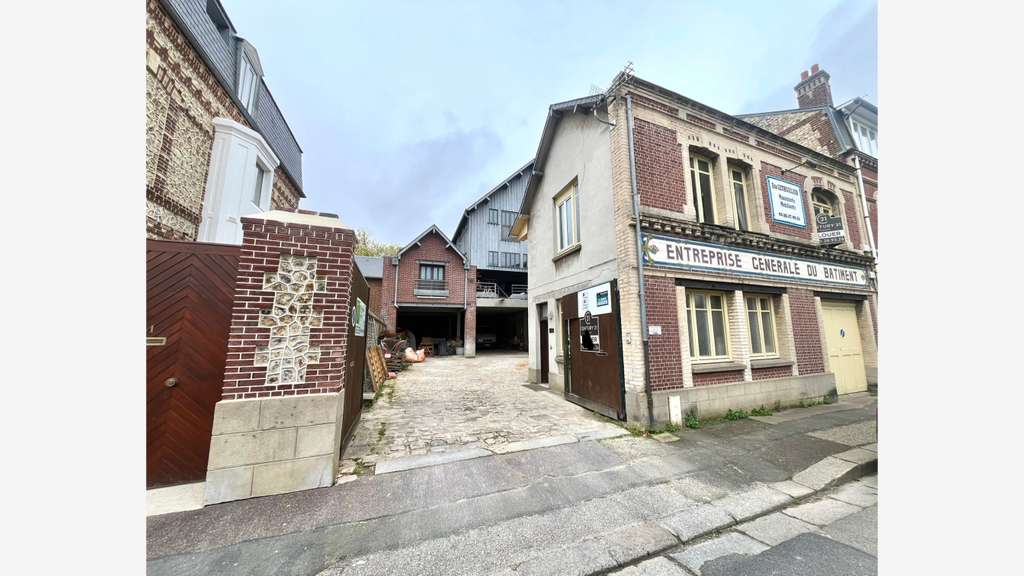 Local d'activité 659m² à louer Fécamp 